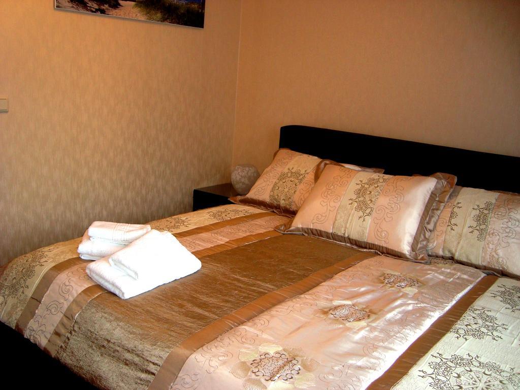 Hotel Zum Goldenen Hirsch Sankt Kilian Szoba fotó
